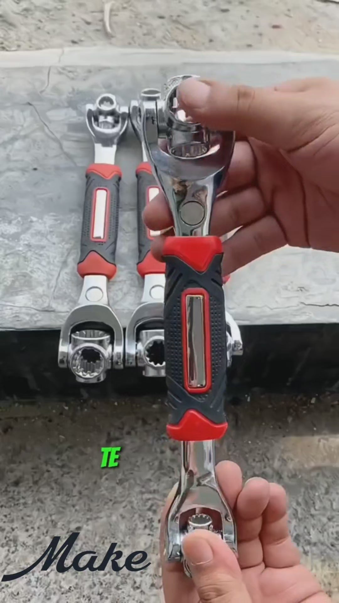 LLAVE MULTIFUNCIONAL UNIVERSAL 48 EN 1